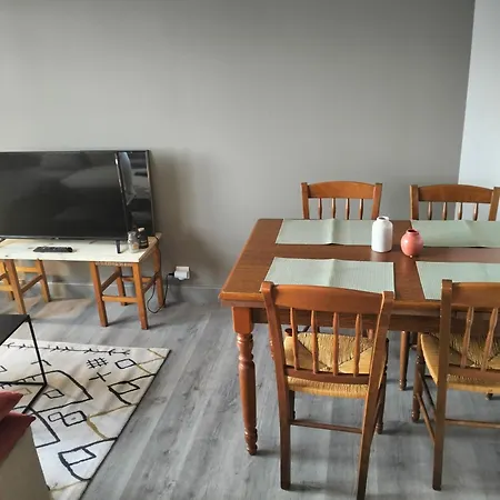 Apartment Logement, Vue Sur 1 Min Du Metro *